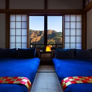 Taisho Modern Zen , Hakone Japón